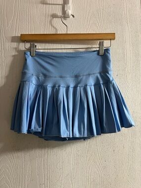 GOLD HINGE Sky Blue tennis Golf Pleated Skirt Skort Size S